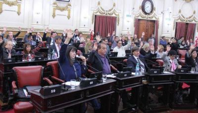 La Unicameral aprob� la obligatoriedad de las salas de tres a�os