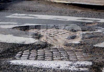 Plan de Reconstrucci�n: la Municipalidad tiene relevados 1.400 baches en toda la ciudad