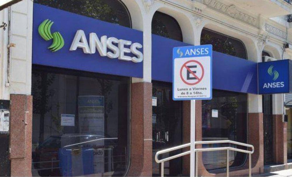 Anses: echaron al ex titular y paran por tiempo indeterminado