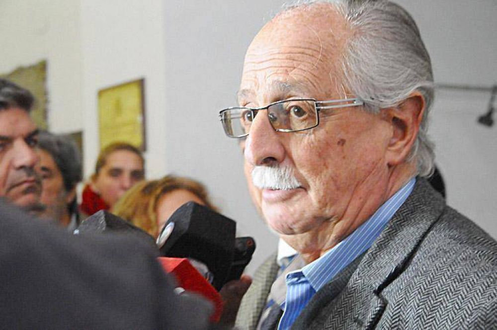 El Ejecutivo insiste para que el Concejo convalide el descubierto bancario