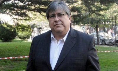 Navarro contra el acuerdo de Macri con los empresarios