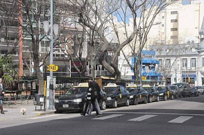 Taxis: el gobierno municipal aval� el aumento a $21,60