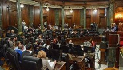 Sesi�n: preocupa las amenazas de bomba en escuelas