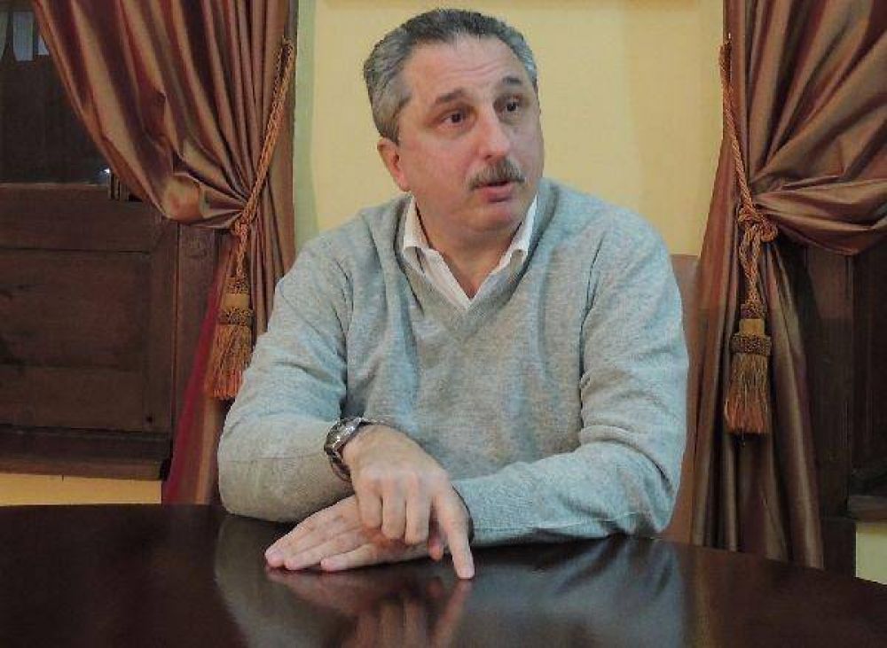 Passalacqua deline� acciones con sus ministros