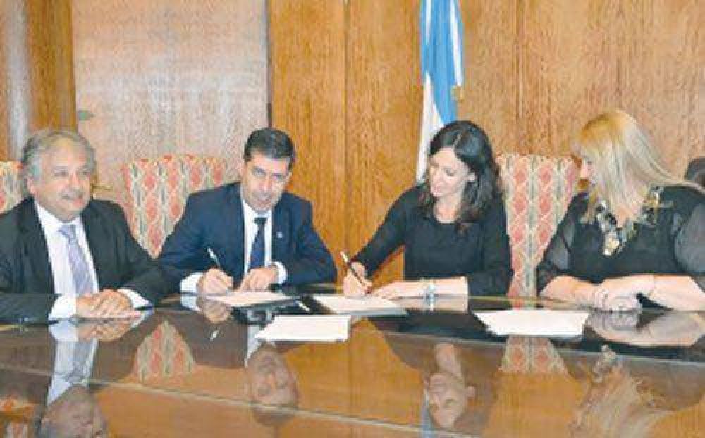 Crear�n en la provincia cinco Centros de Primera Infancia