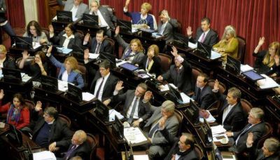 Se cae la sesi�n especial por la ley antidespidos