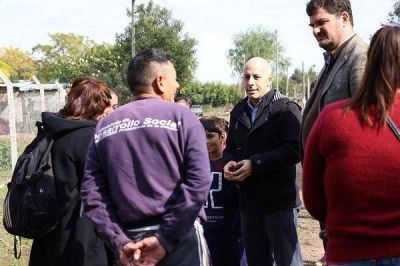 Ducot� y Burzaco recorrieron Pilar