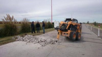 Tareas de reparaci�n en la Autopista de las Serran�as Puntanas