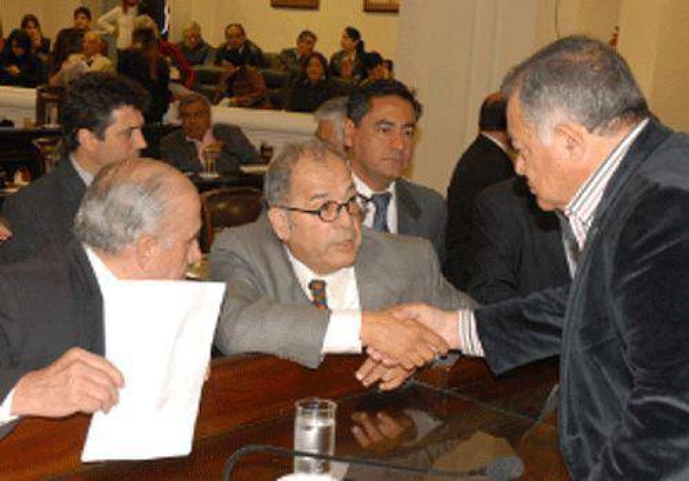 La Legislatura estudia proyectos para declarar Emergencia Social