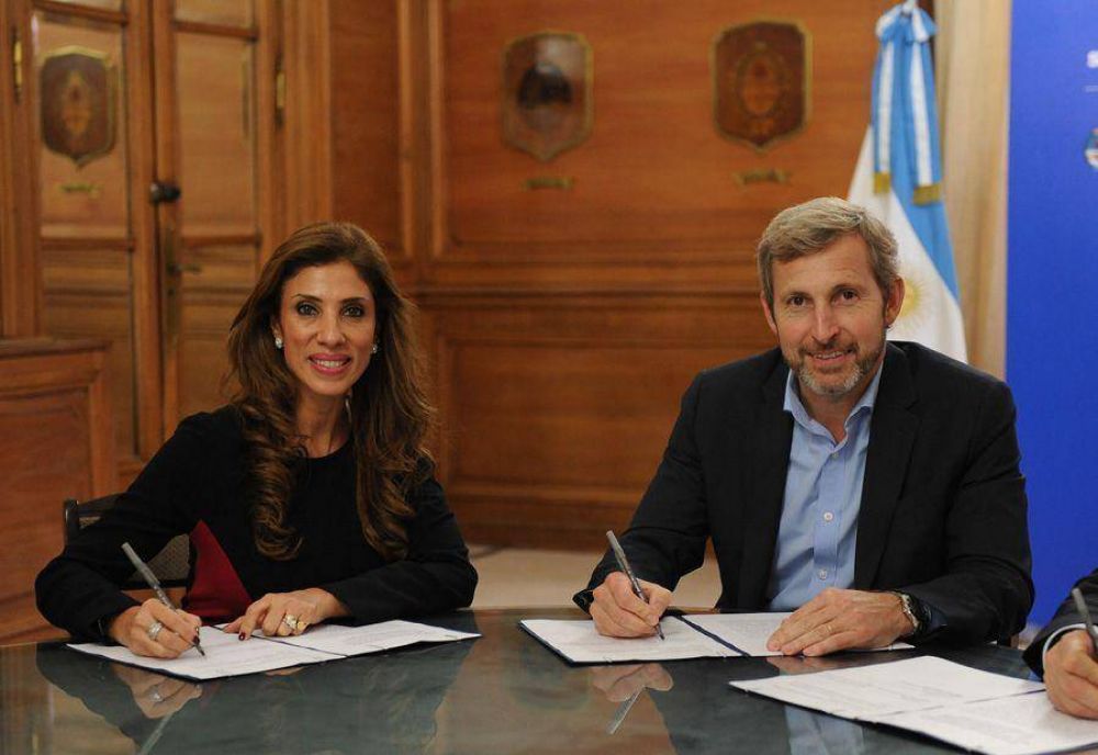 La gobernadora Claudia de Zamora firm� un convenio con la Naci�n