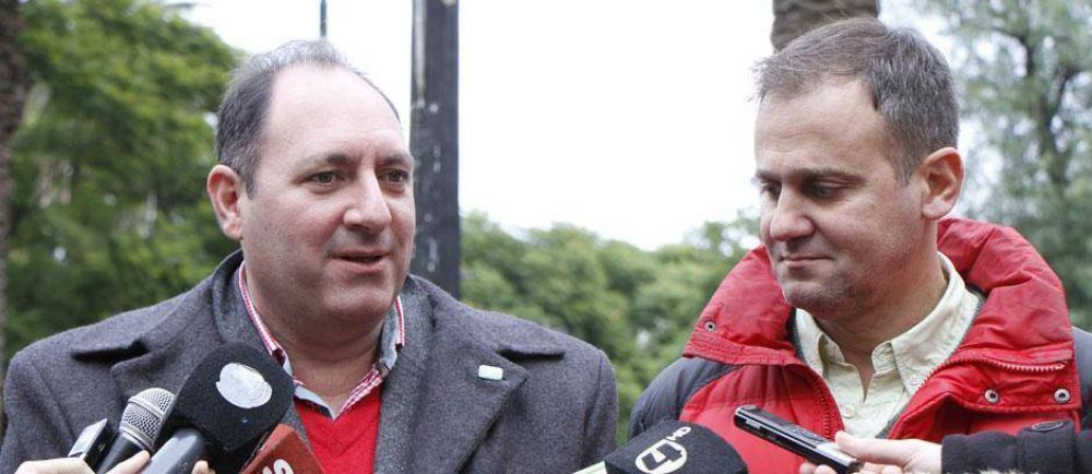 El municipio instal� expendedores de bolsas y dep�sitos para residuos caninos