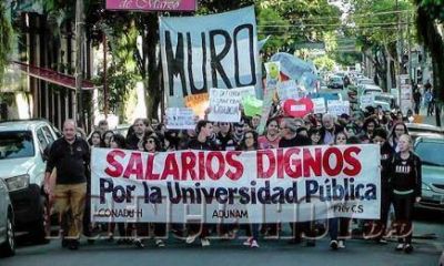 Gran acatamiento en la protesta por la educaci�n p�blica en Misiones