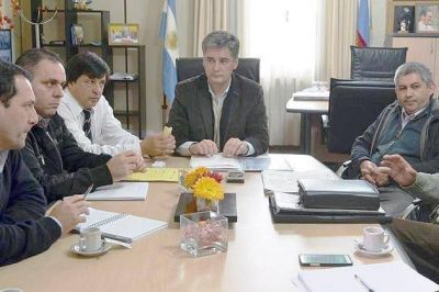 Municipio se reuni� con supermercadistas por 'precios cuidados'