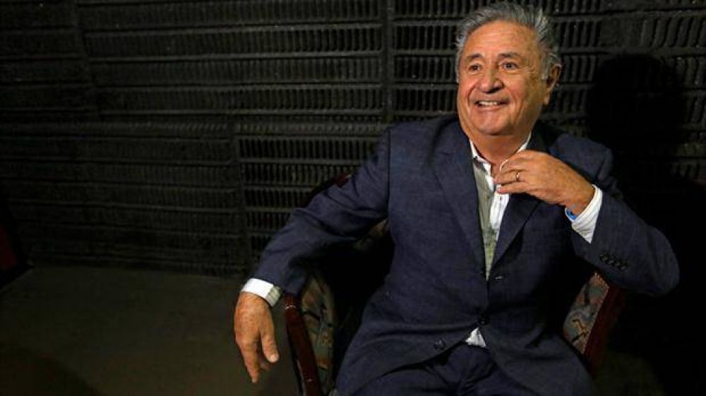  Eduardo Duhalde: 