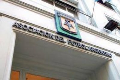 La AFIP ampli� la denuncia a m�s clubes y la AFA por una deuda de $80 millones