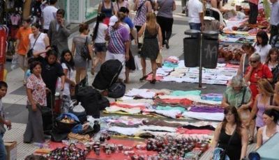 Desde la UCIP mostraron su preocupaci�n por los manteros y por la llegada de grandes superficies comerciales a Mar del Plata