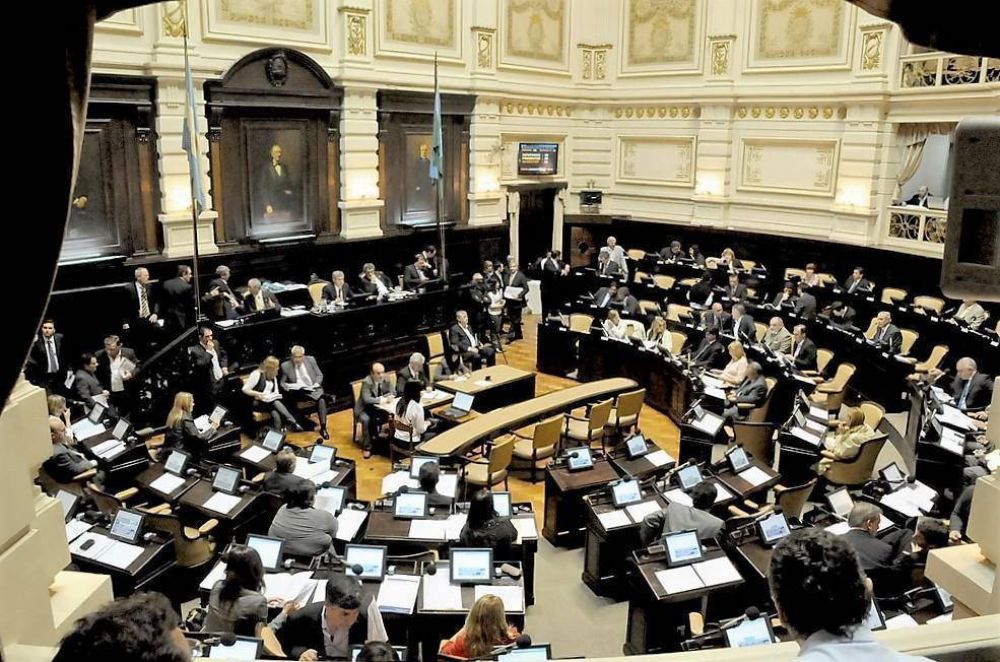 Investigan presunto fraude con sueldos en la C�mara de Diputados provincial