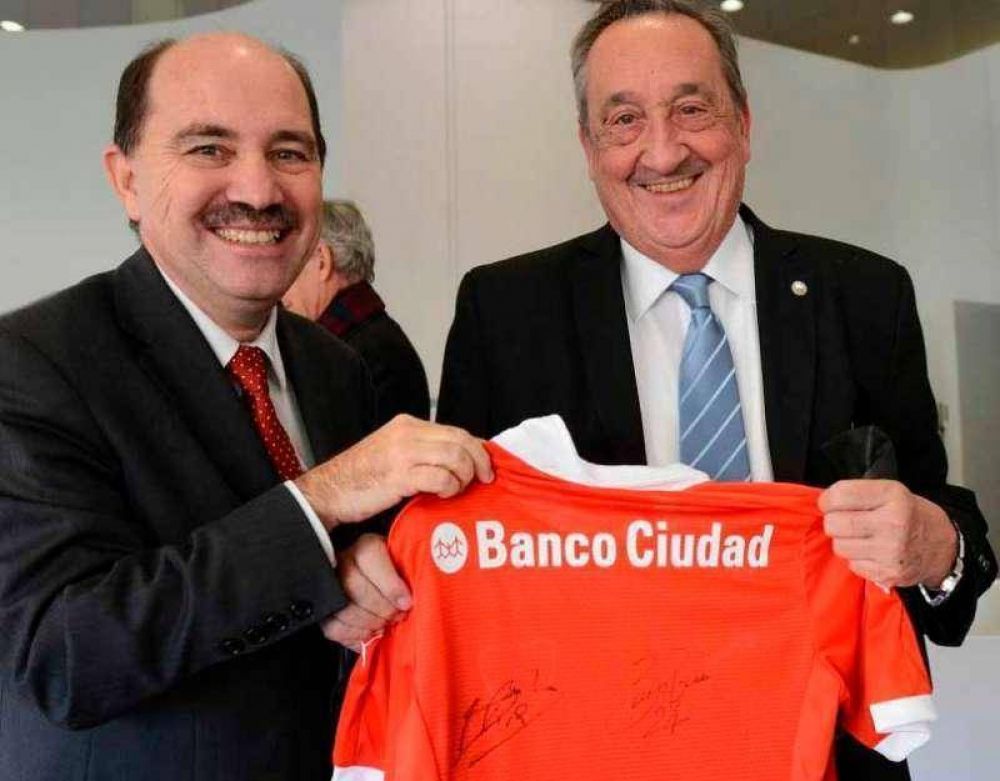 Lunghi se reuni con el presidente del Banco Ciudad