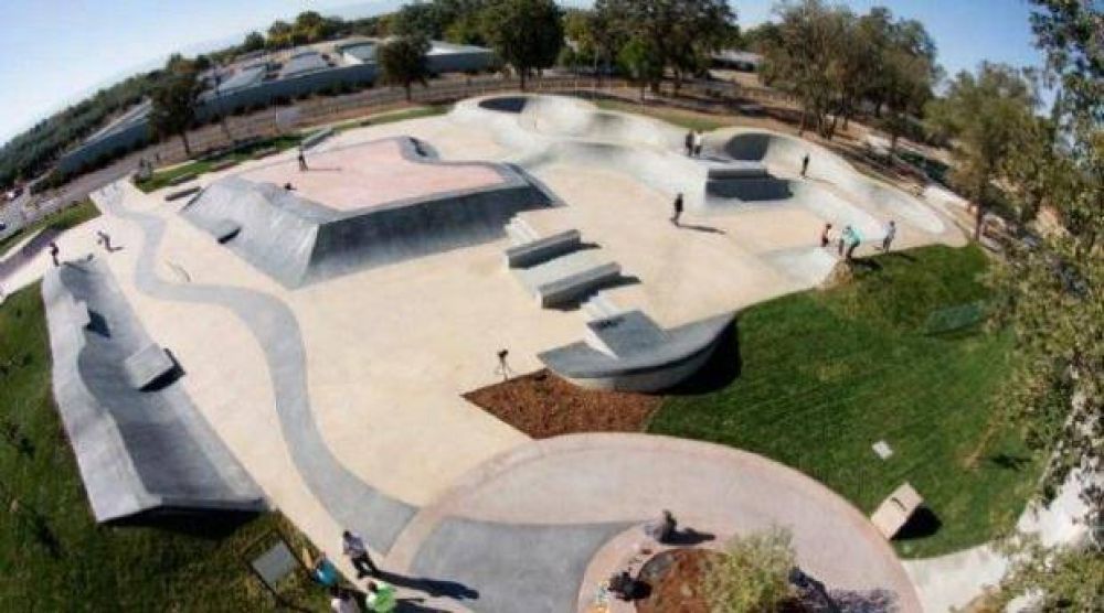 Carlos Paz: Comienzan a construir el skate-park en la costanera