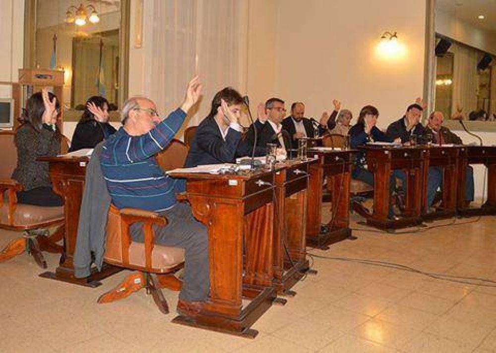 Ahora se puede pagar multas y tasas con tarjetas