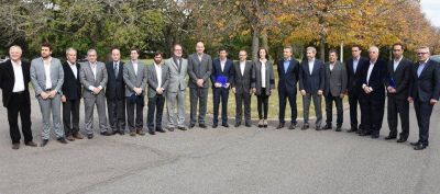 En Olivos, Macri e intendentes firmaron un convenio con AYSA