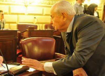 Dos decretos que no est�n a la vista