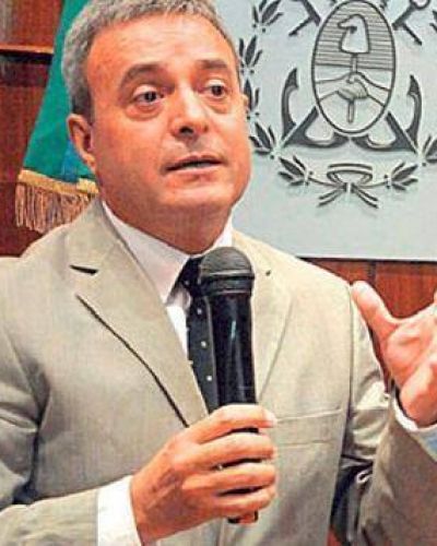 Telpuk deber� dar explicaciones a cuestionamientos del arco opositor