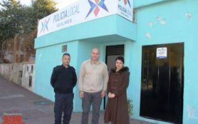 Martiniano Molina visit� nuevo puesto de Polic�a Local en Ezpeleta