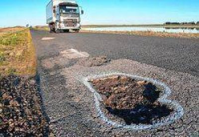 La ruta 60 ser� repavimentada en un tramo de 30 kil�metros entre Adolfo Alsina y La Pampa