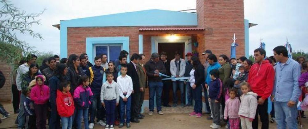 Entregaron viviendas sociales en las localidades del Departamento Salavina