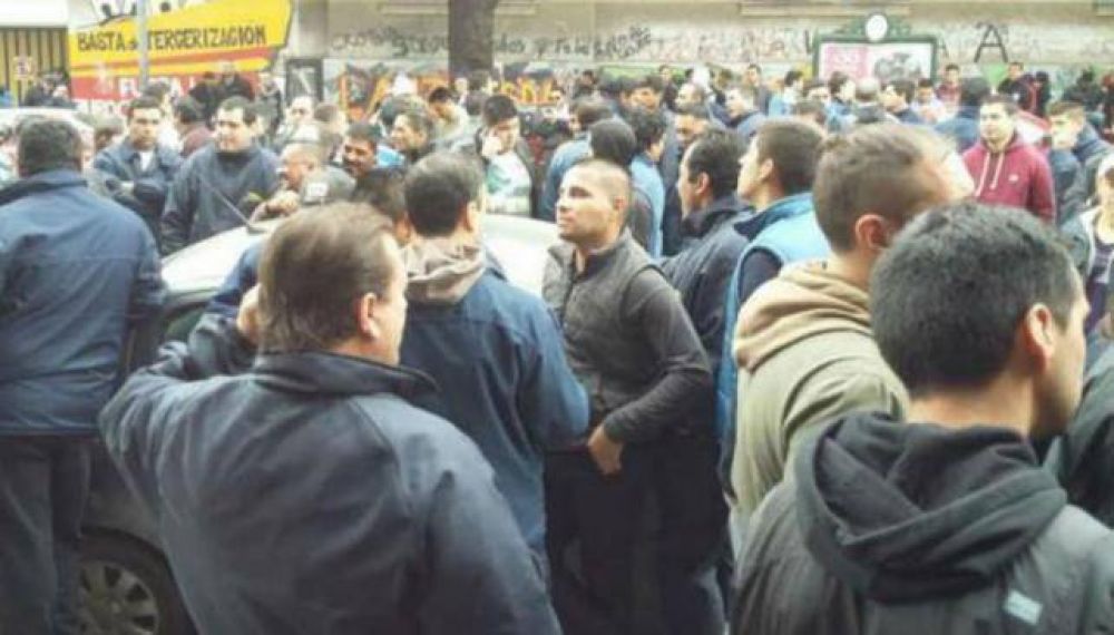 Choferes de la UTA, descontentos con acuerdo salarial