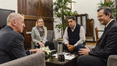 Bahl recibi� a senador opositor que le pidi� obras para su departamento	