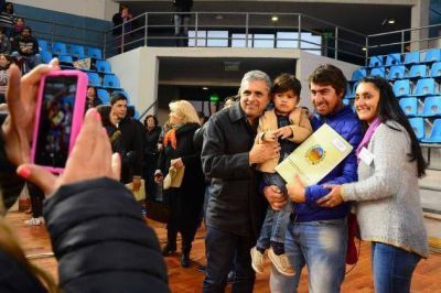 230 familias mercedinas cumplieron el sue�o de la casa propia