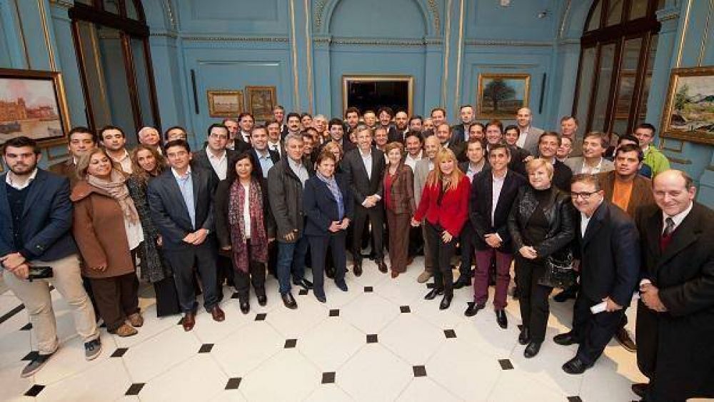 Rogelio Frigerio breg� por 
