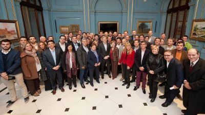 Rogelio Frigerio breg� por 