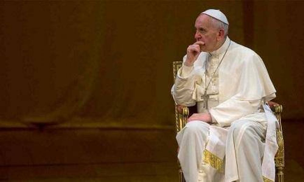 El incurable vicio argentino de tirarle la manga a Bergoglio