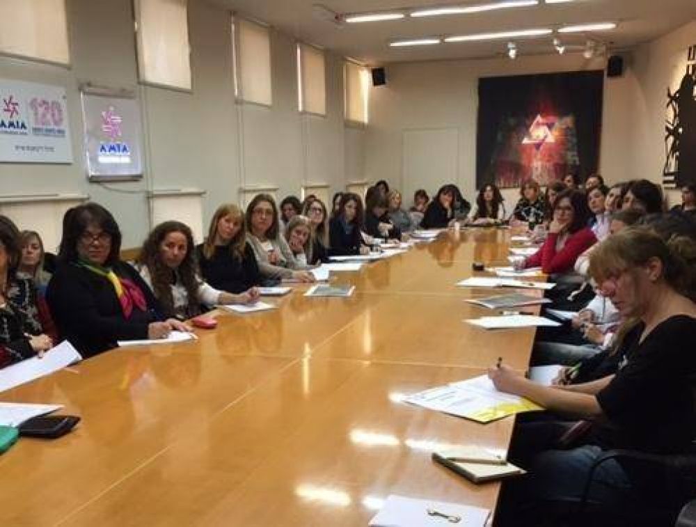 Se realiz en AMIA una jornada de capacitacin para el Nivel Inicial