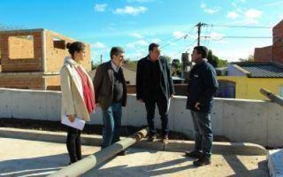 Z�rate: C�ffaro recorri� obras que se terminan con fondos municipales