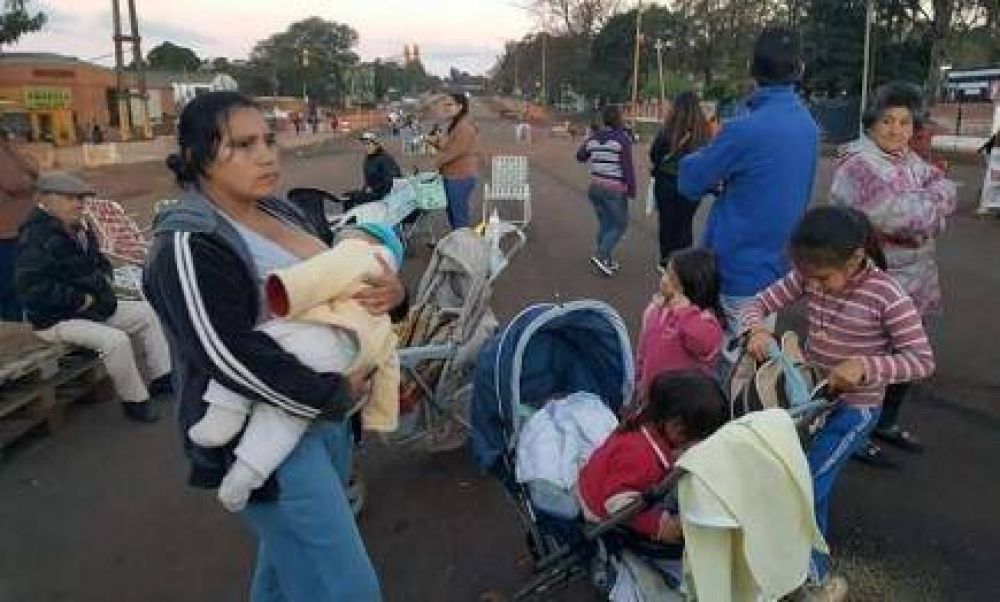 Familias del barrio Santa Cecilia reclaman viviendas para 