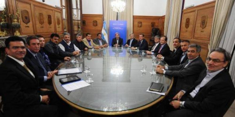 C�nclave entre el Gobierno nacional y petroleros