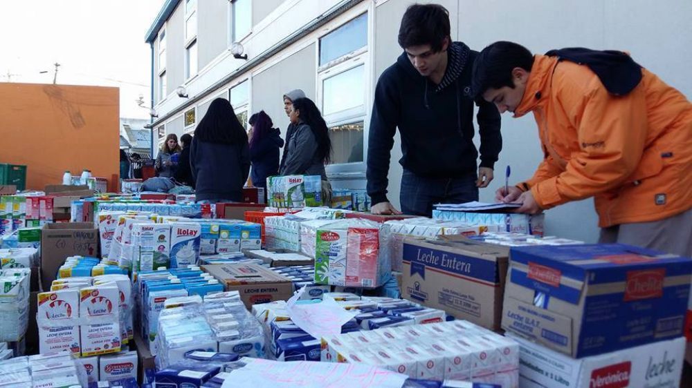 Estudiantes lograron recaudar 32.894 litros de leche