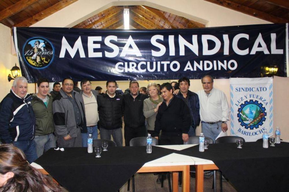 Aguiar convoc� a gremios a unirse en �tiempos de achique y ajuste�