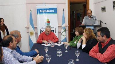 Peressini ampliar� la sede de Desarrollo Social
