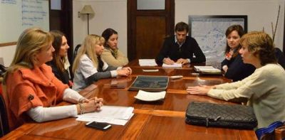 Bucca le aport� $ 60.000 al CEC N� 801