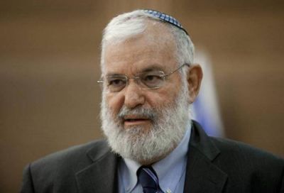 ''Molesta que los pa�ses del mundo culpen a Israel por el conflicto con Palestina''