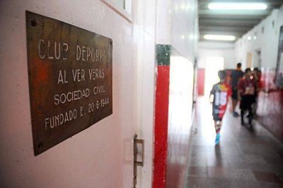Tres proyectos piden frenar el tarifazo en los clubes de barrio