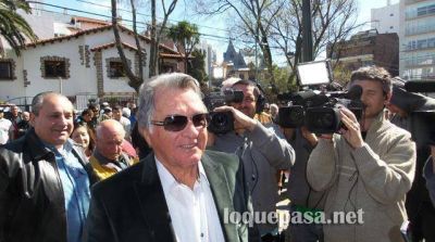 �Si no se soluciona el conflicto, Gastron�micos va a comprar el edificio del EMHSA�