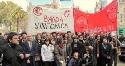 Vaciamiento e intimidaci�n en Direcci�n de M�sica
