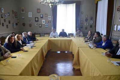 Emergencia Administrativa: Cambiemos va por la aprobaci�n, los gremios movilizar�n en rechazo