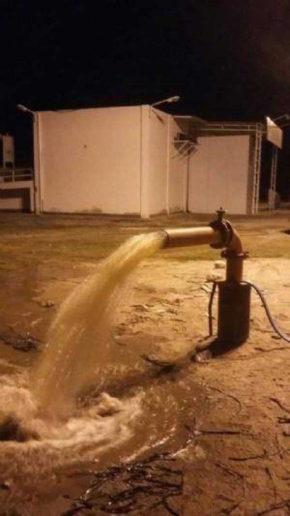 Agua potable: ponen en funcionamiento perforaci�n en Saujil